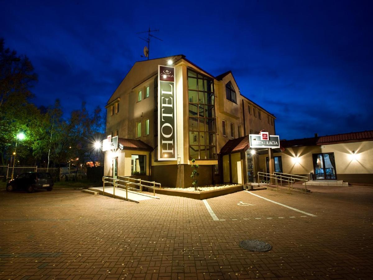 Hotel Constancja ブィドゴシュチュ エクステリア 写真