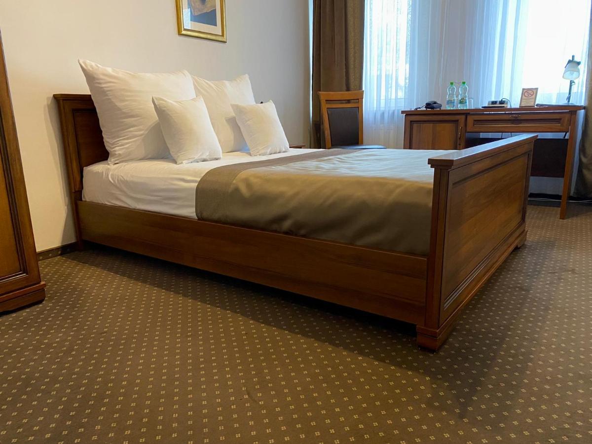 Hotel Constancja ブィドゴシュチュ エクステリア 写真